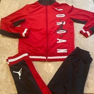 Boys Jordan track suit SzS 8-10yrs